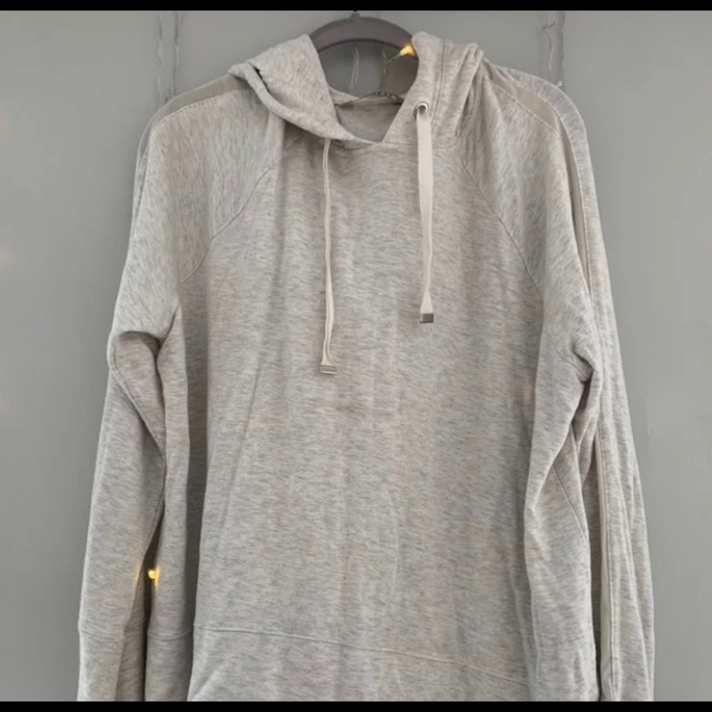 Athleta open hearted hoodie sweatshirt